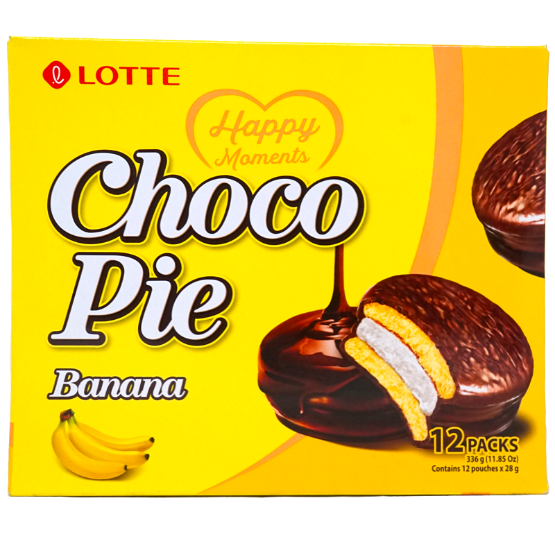 Box of Lotte Choco Pie Banana with chocolate drizzle and a picture of the snack.